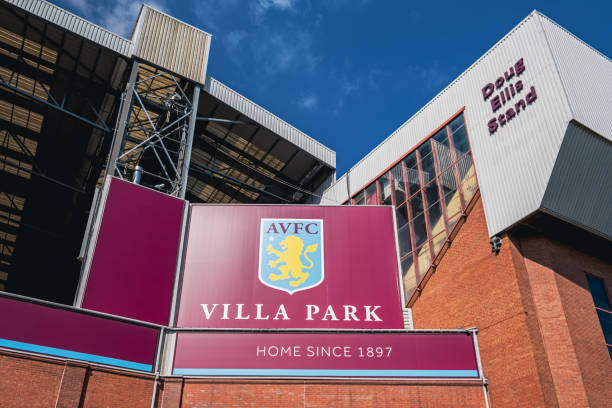 Sự phát triển của câu lạc bộ Aston Villa qua các mùa giải tại Villa Park