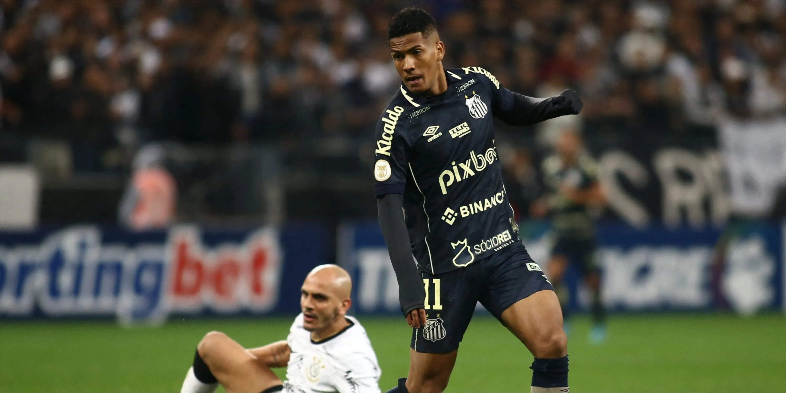 Angelo Gabriel - tài năng trẻ Brazil được Chelsea chiêu mộ từ Santos