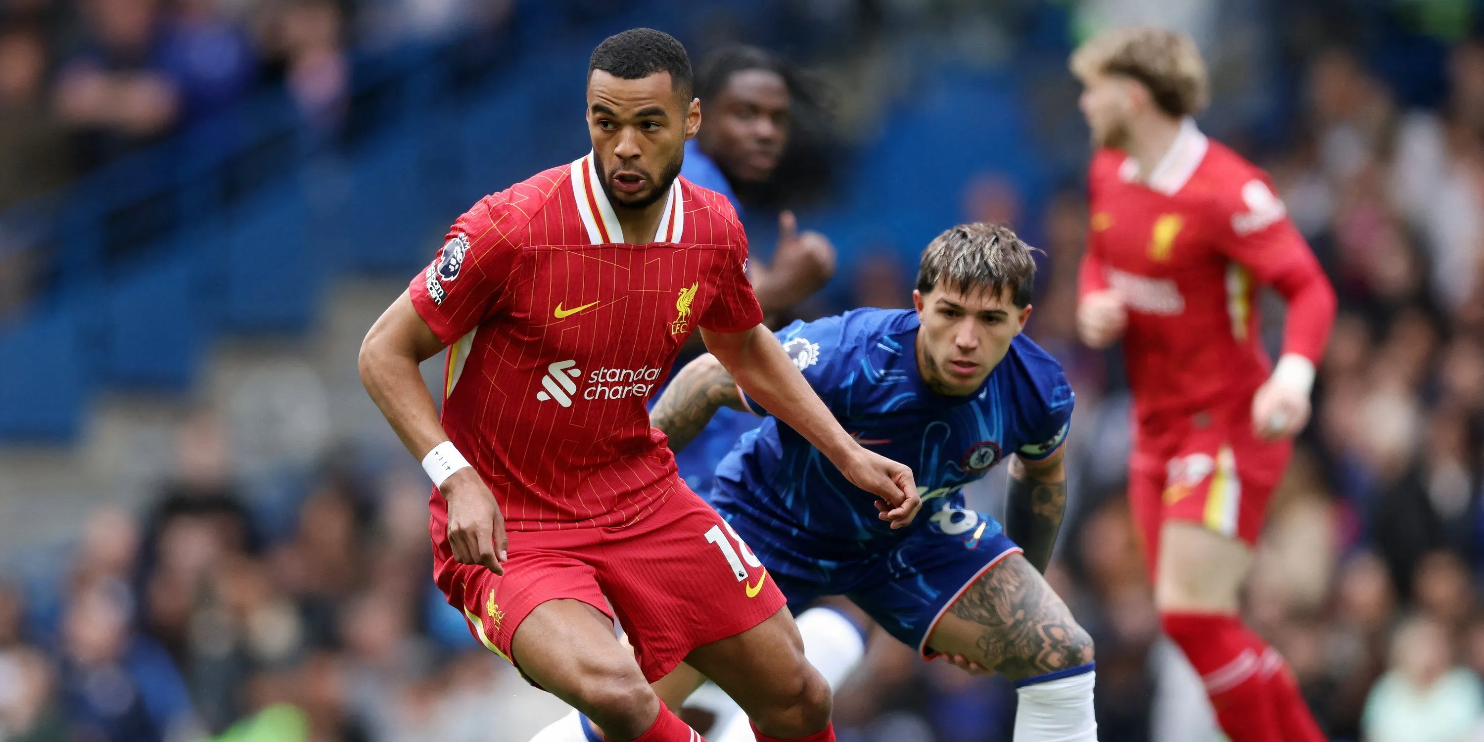 Enzo Fernandez thi đấu ấn tượng trong màu áo Chelsea