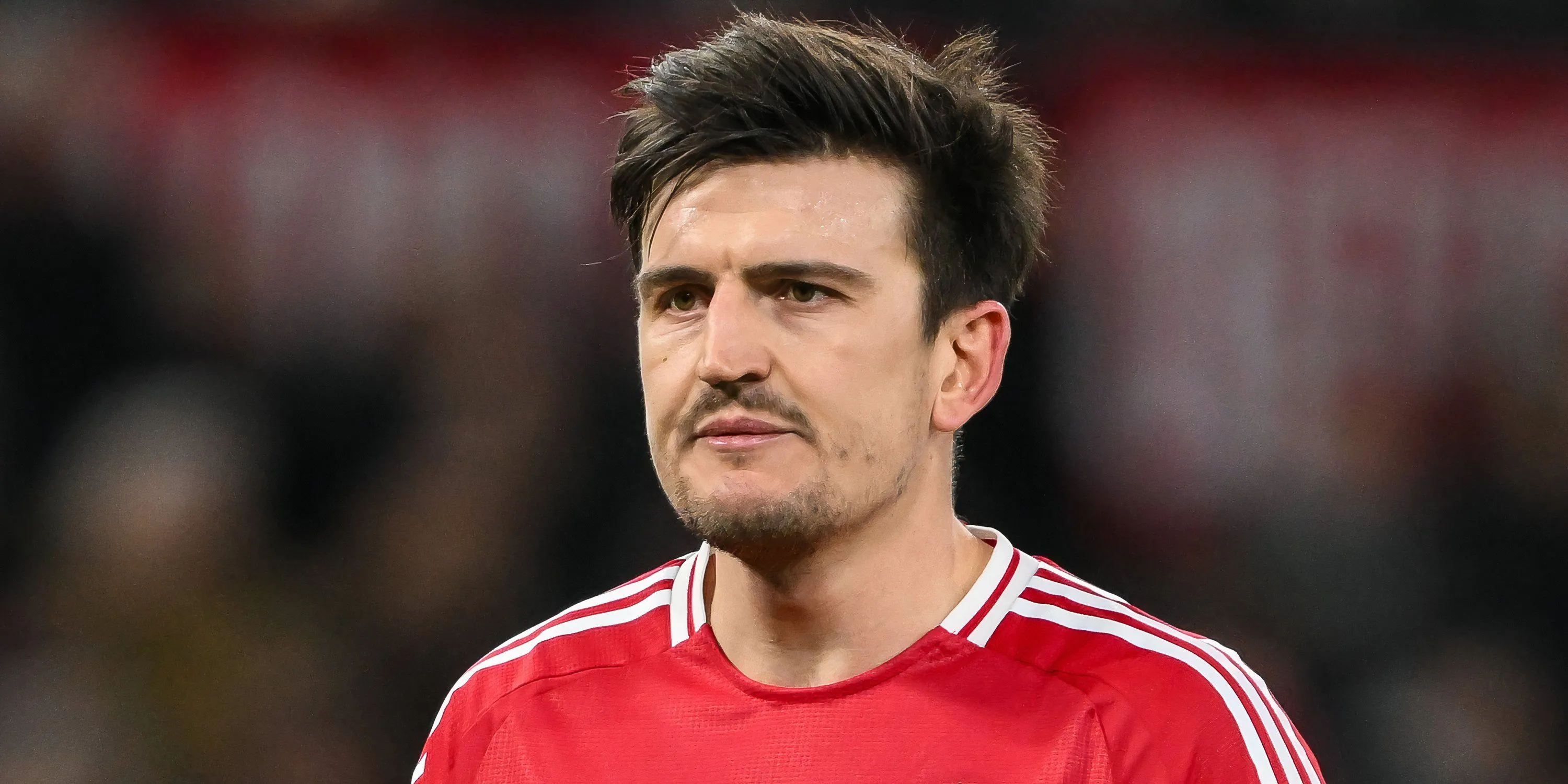 Harry Maguire thi đấu trong màu áo Manchester United