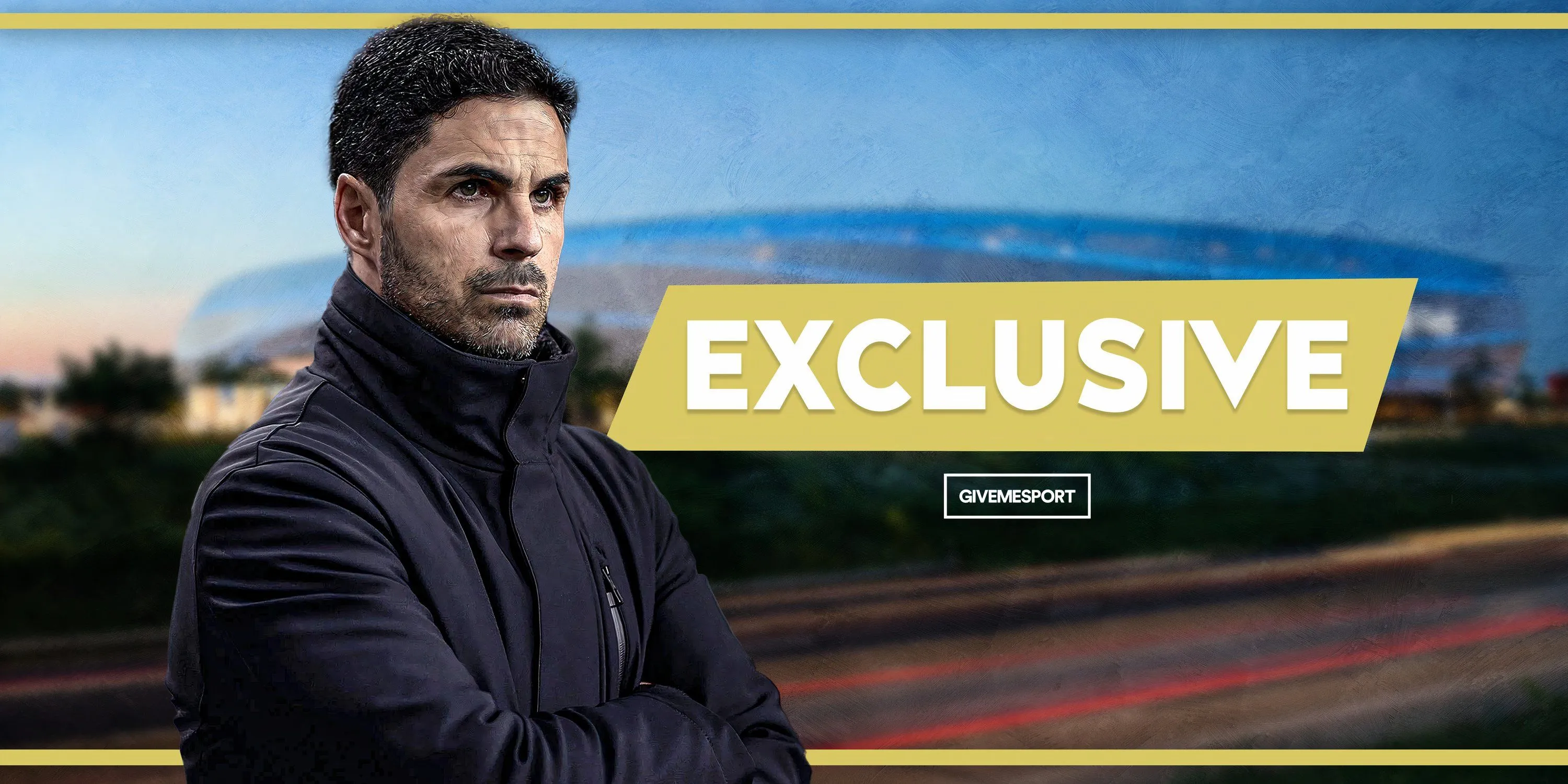 Huấn luyện viên Mikel Arteta của Arsenal đứng trên sân