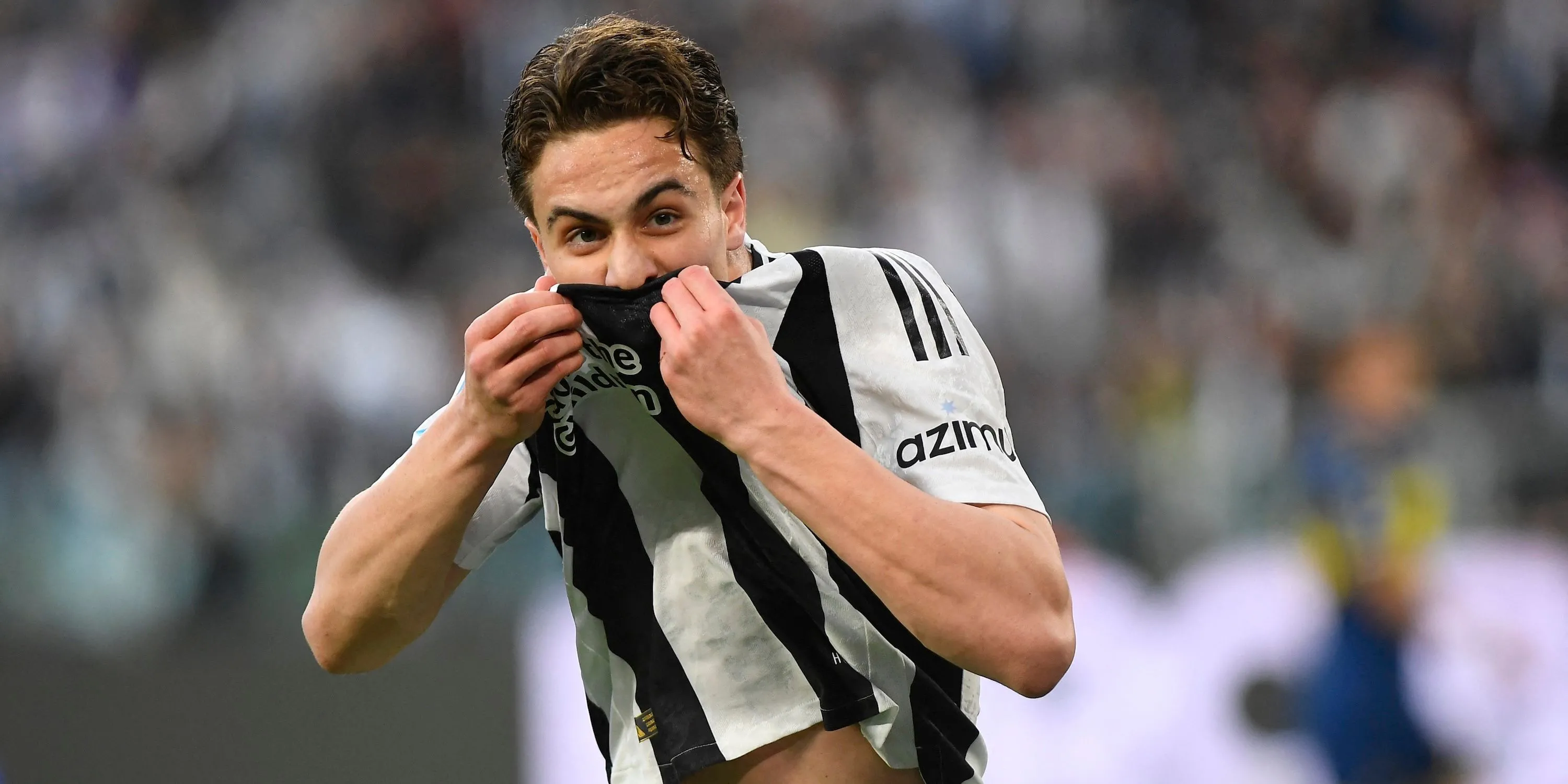 Kenan Yildiz ăn mừng bàn thắng cho Juventus