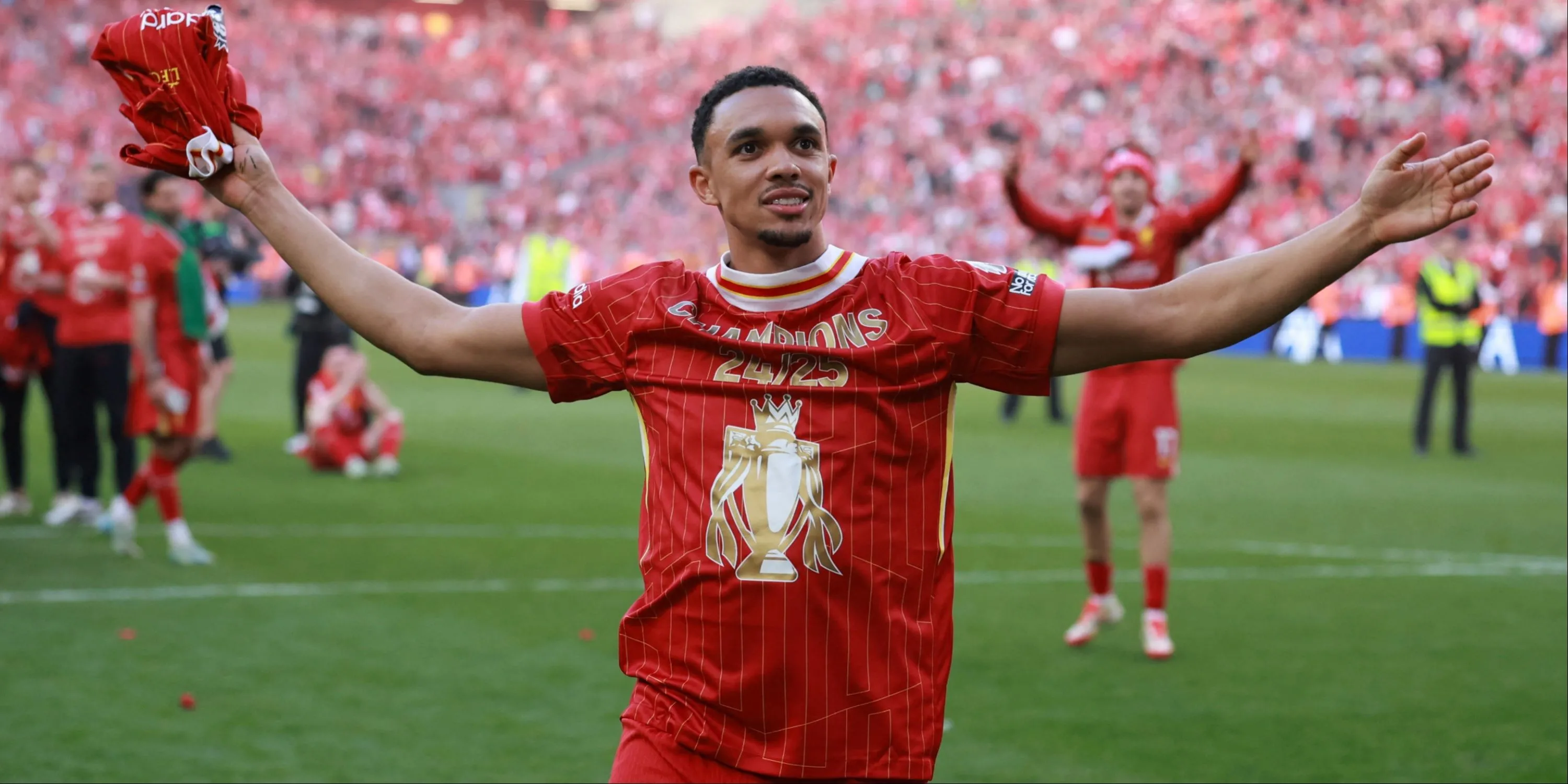 Trent Alexander-Arnold suy tư về tương lai rời Liverpool tìm bến đỗ mới