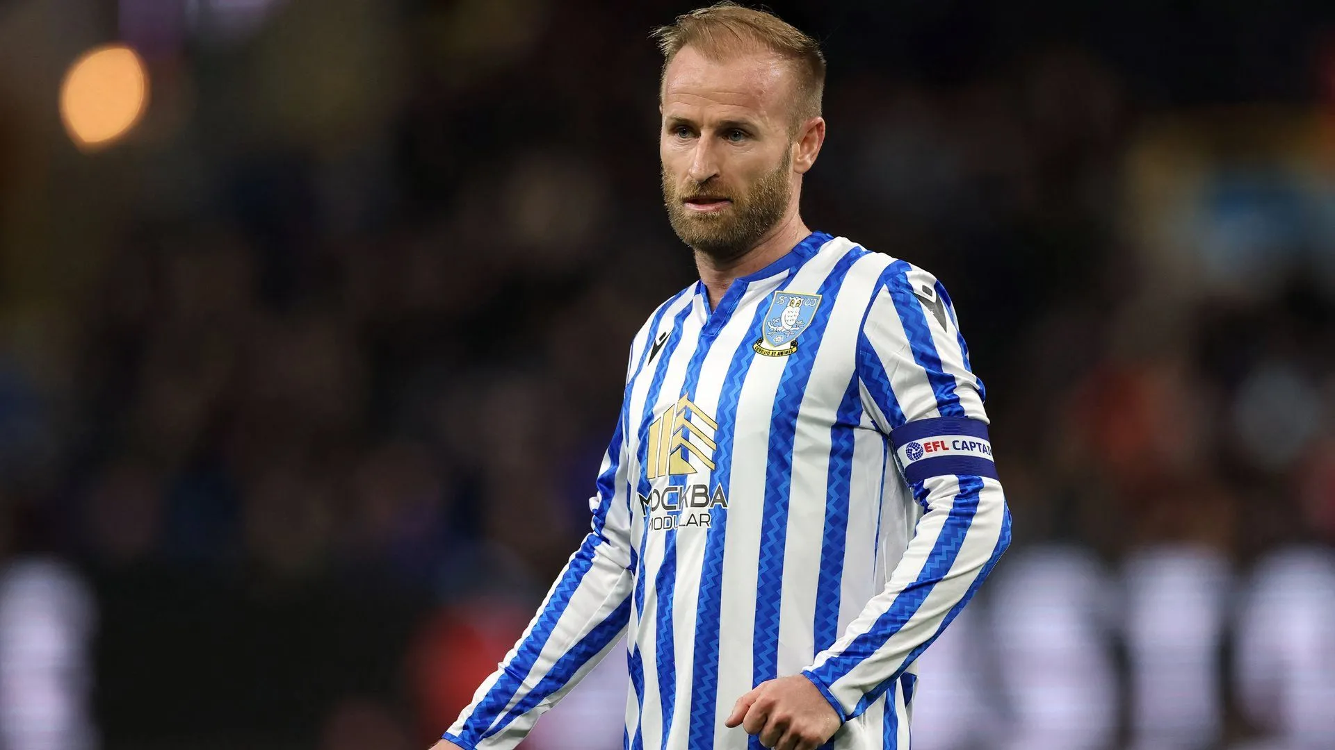 Đội trưởng Barry Bannan của Sheffield Wednesday, cầu thủ đang đàm phán gia hạn hợp đồng
