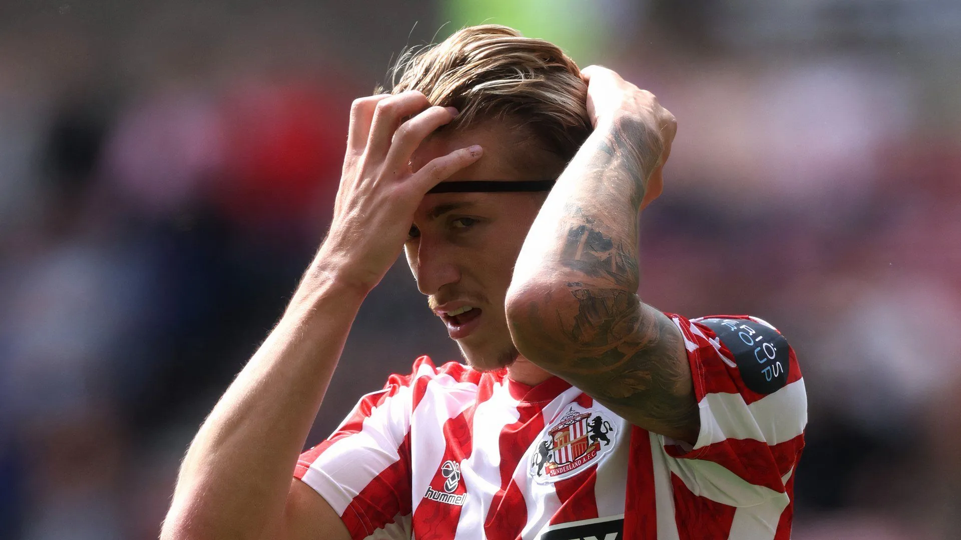 Jack Clarke trong màu áo Sunderland, nơi anh có hai mùa giải bùng nổ