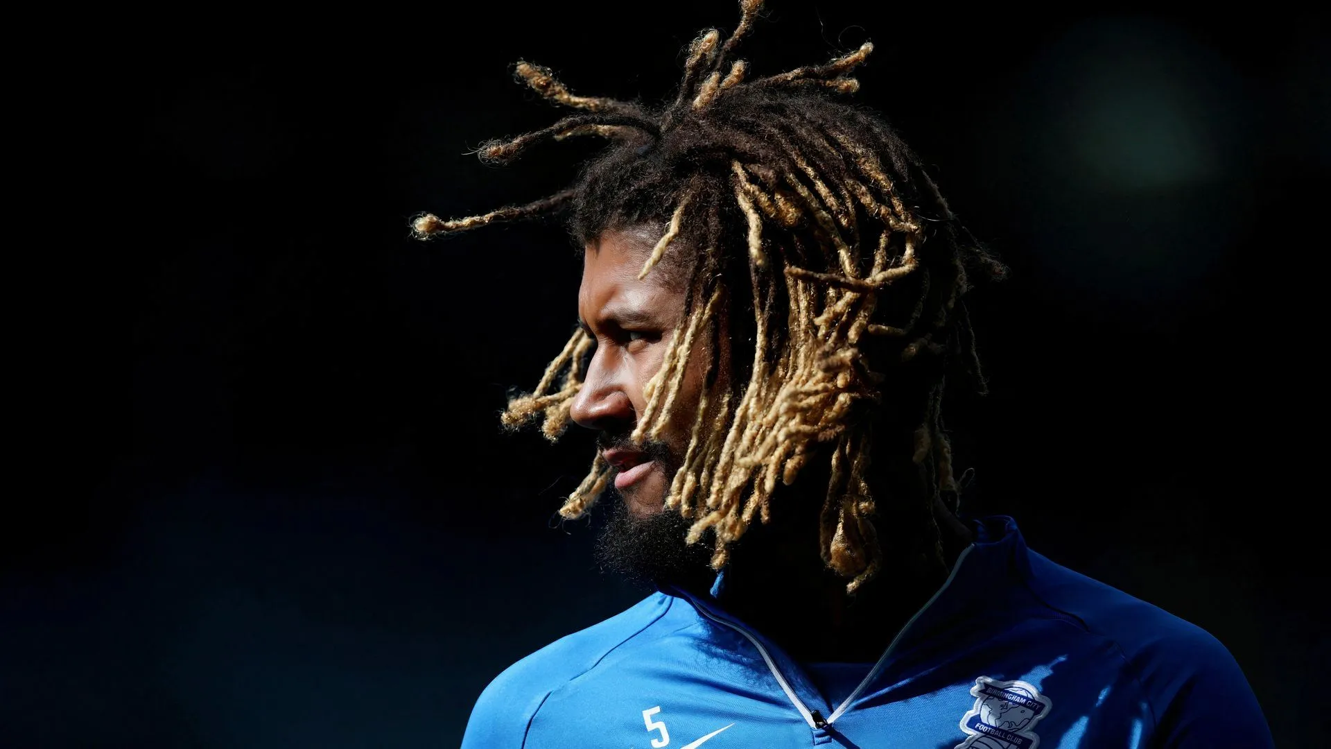 Trung vệ Dion Sanderson của Birmingham City