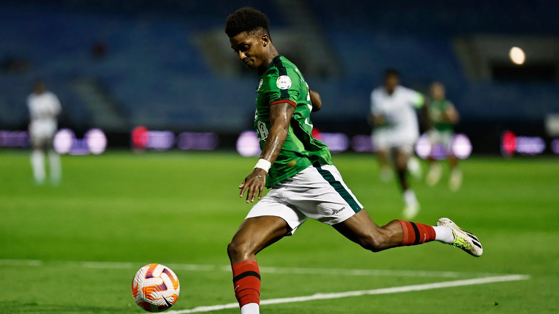 Demarai Gray for Al-Ettifaq