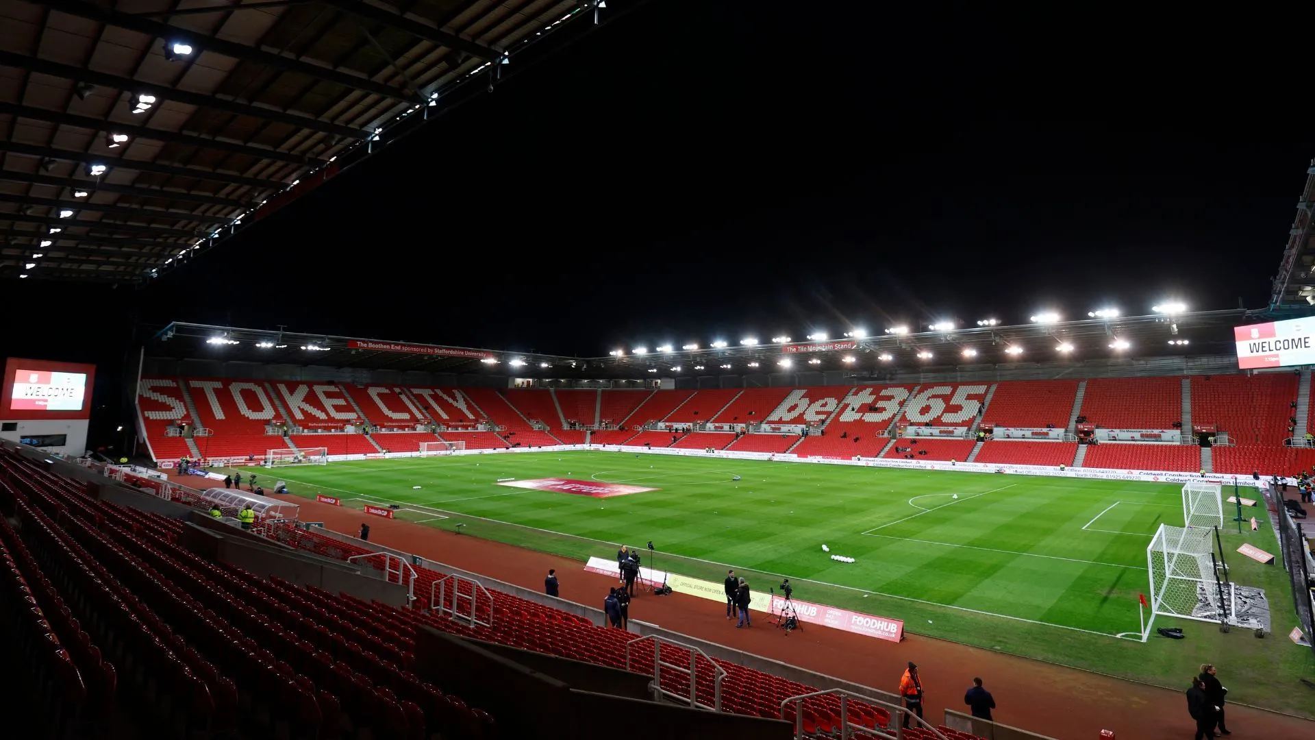 Sân Bet365 Stadium của Stoke City, được mô tả là nhiều gió và ít mang lại cảm giác đe dọa cho đối thủ