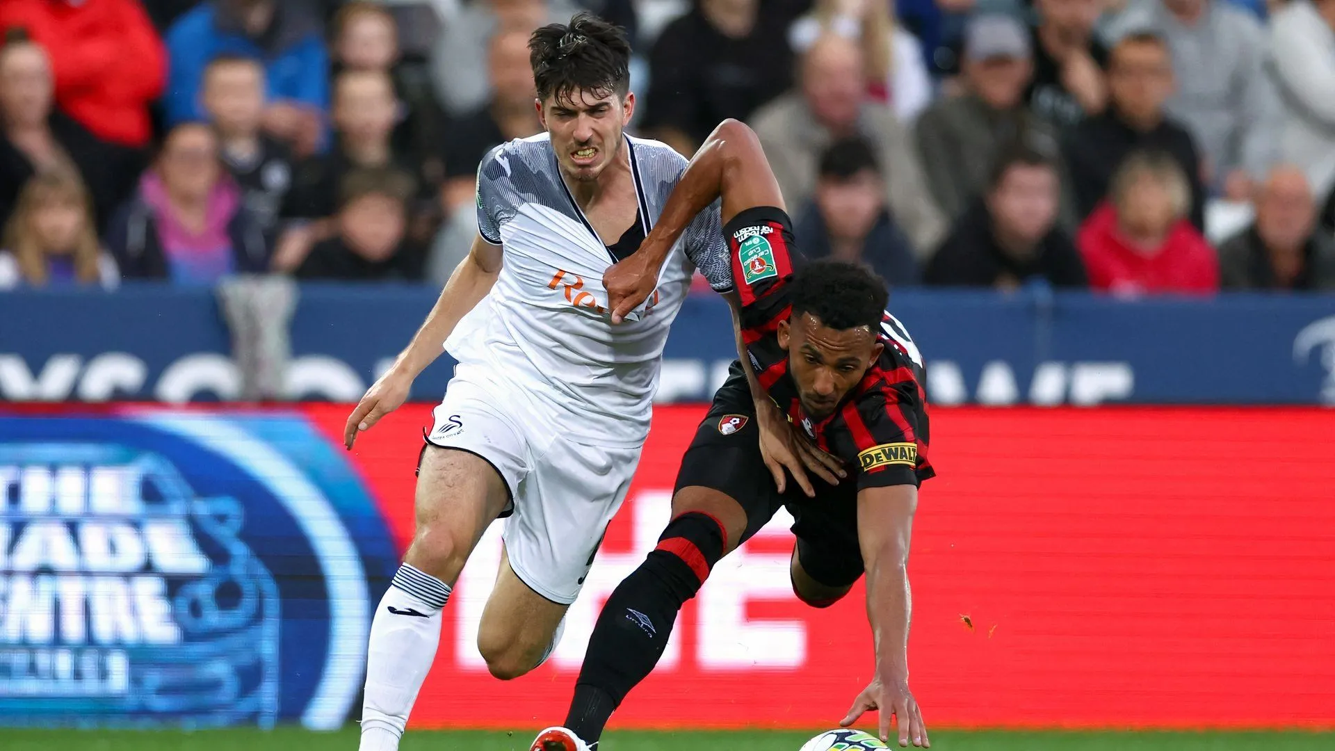 Sân vận động của Swansea City, đội bóng đang định giá cao Josh Key