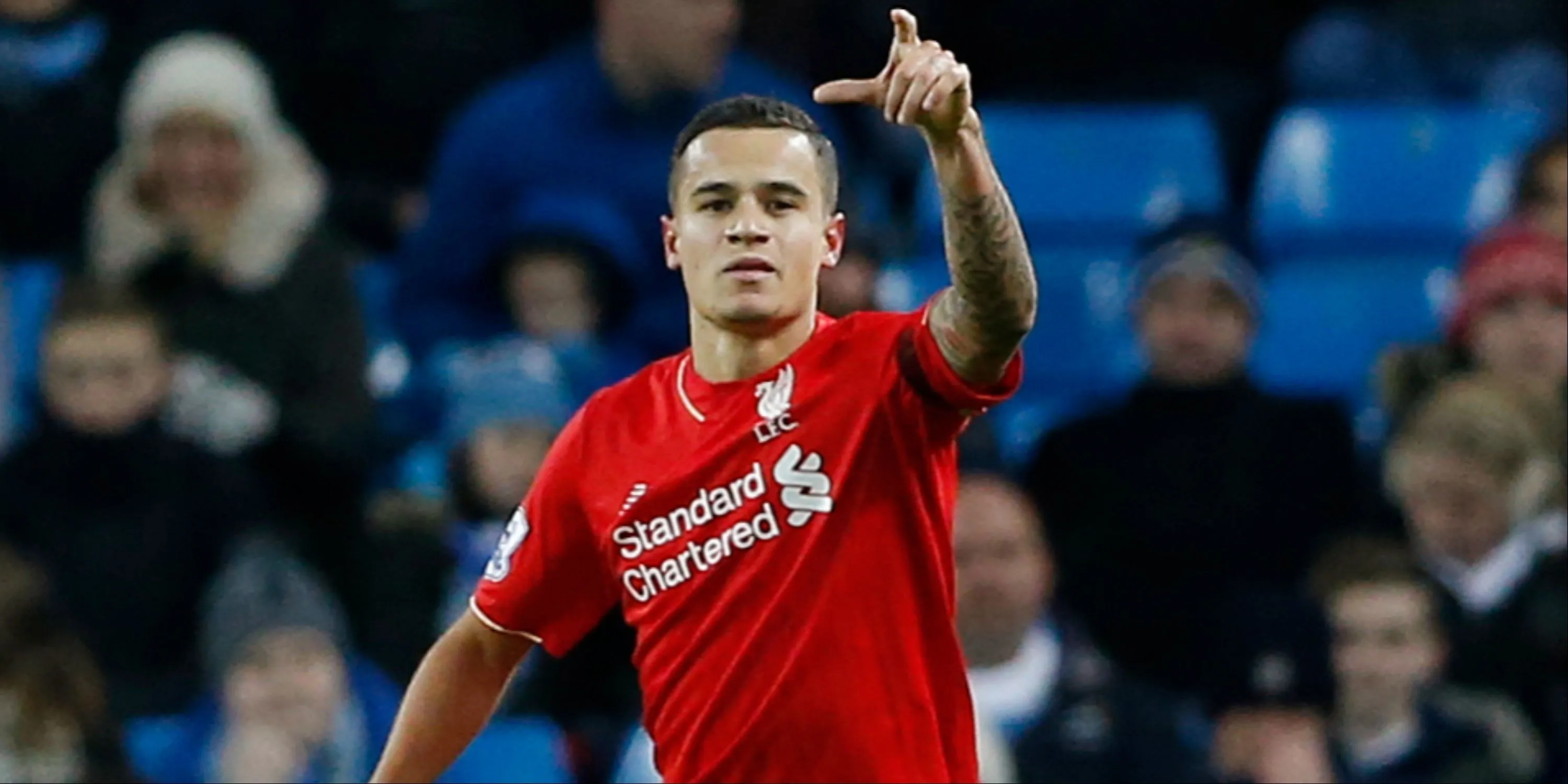 Philippe Coutinho ăn mừng bàn thắng cho Liverpool
