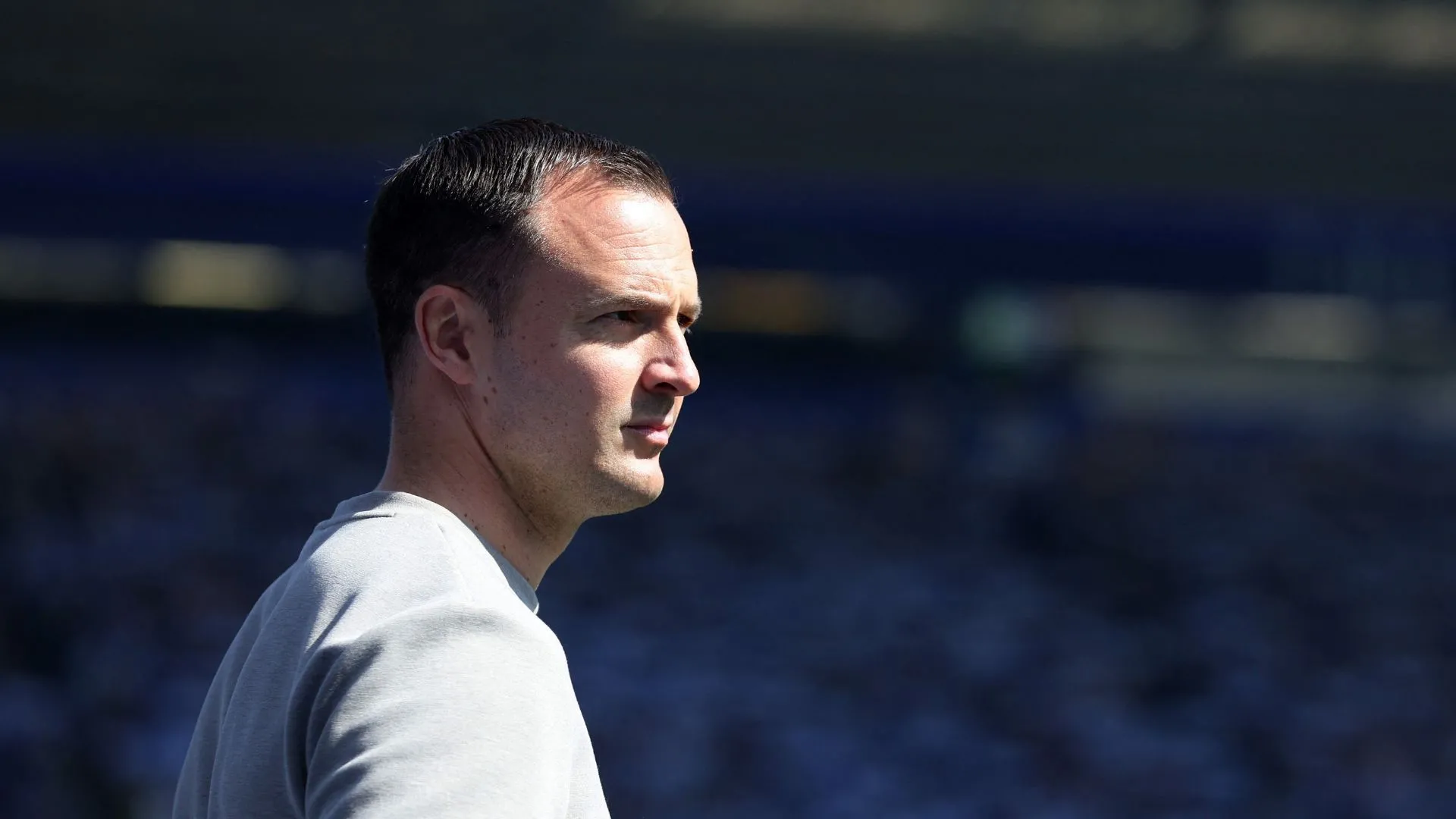 Chris Davies họp báo, huấn luyện viên Birmingham City phản bác tin đồn giữa hai trung vệ