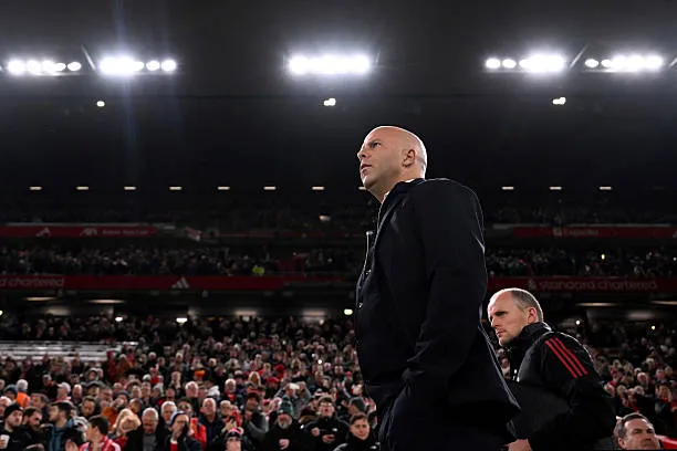 HLV Arne Slot cần thời gian để ổn định nhân sự và chiến thuật sau chuỗi kết quả tệ